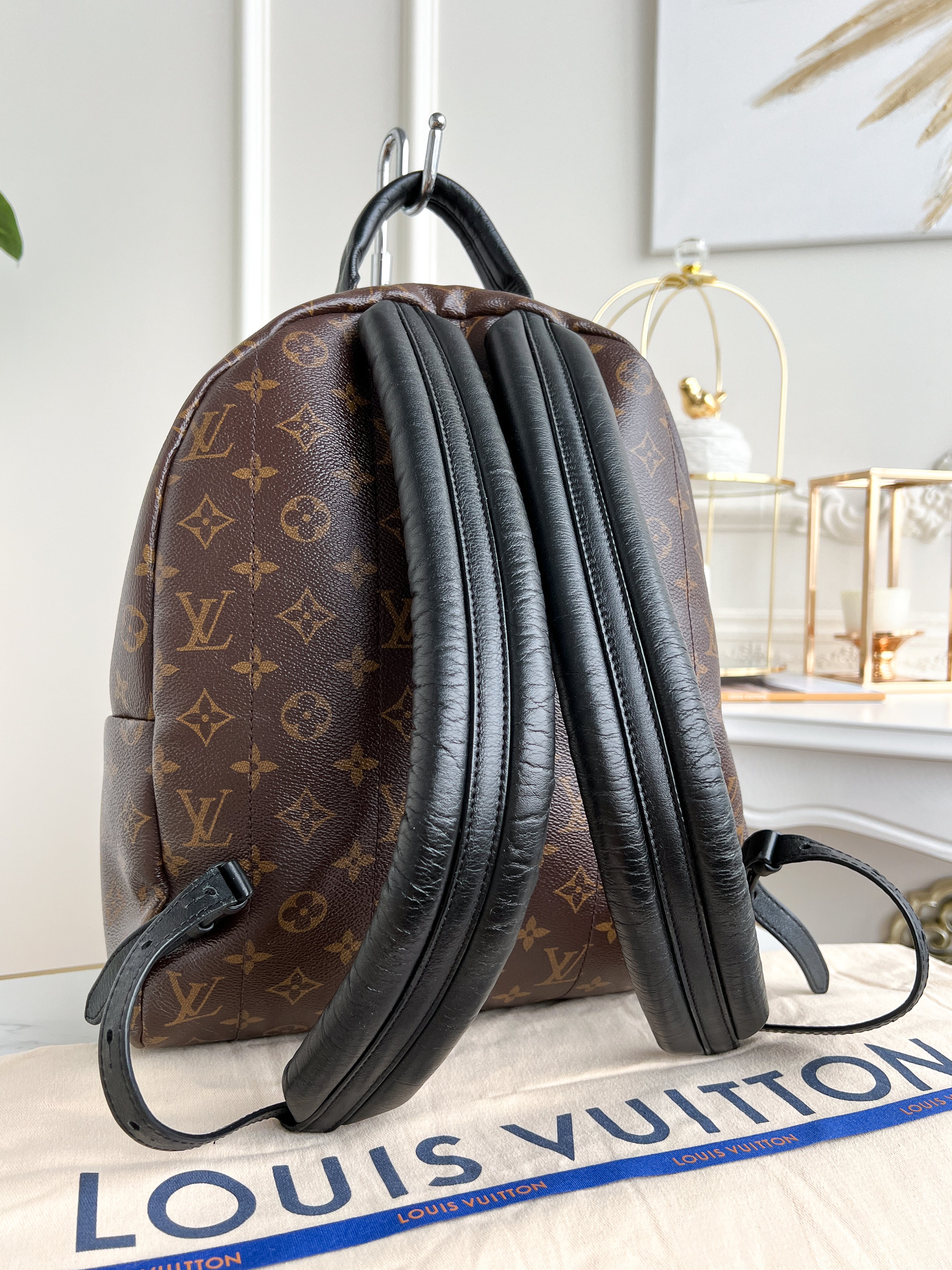 louis vuitton backpack palm springs monogram stores Reverse Mini w/ Tags Singular interior open pocket Palm Springs Louis Vuitton mini