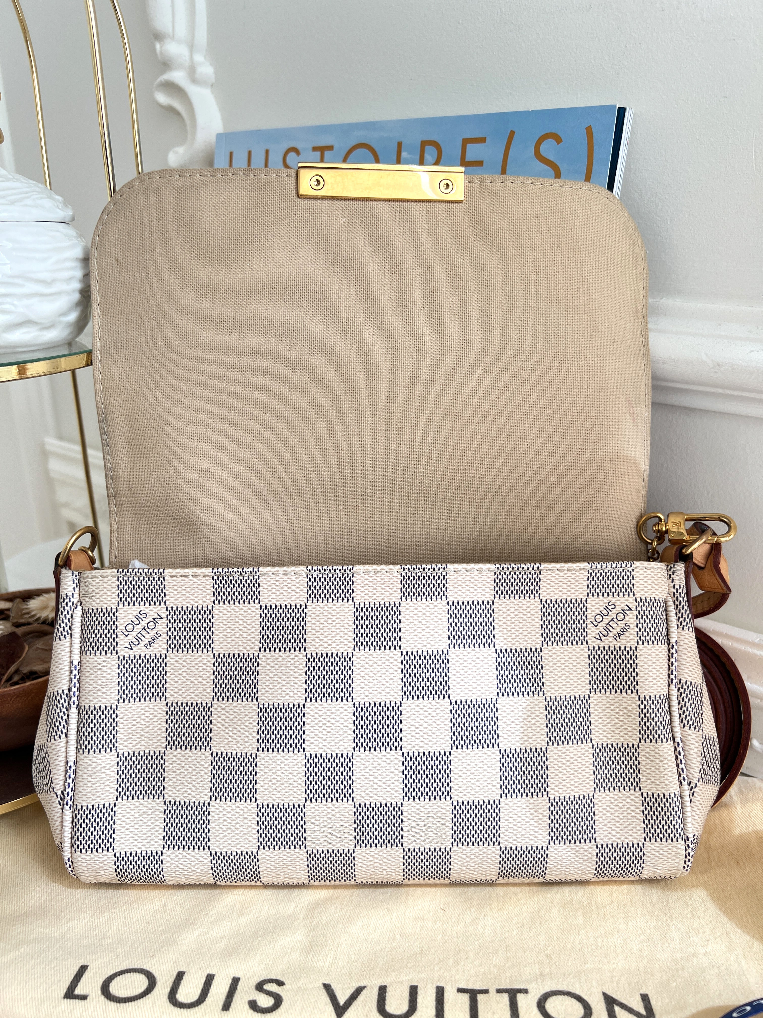 Louis Vuitton Favorite PM Azue Damier Crossbody Clutch Bag