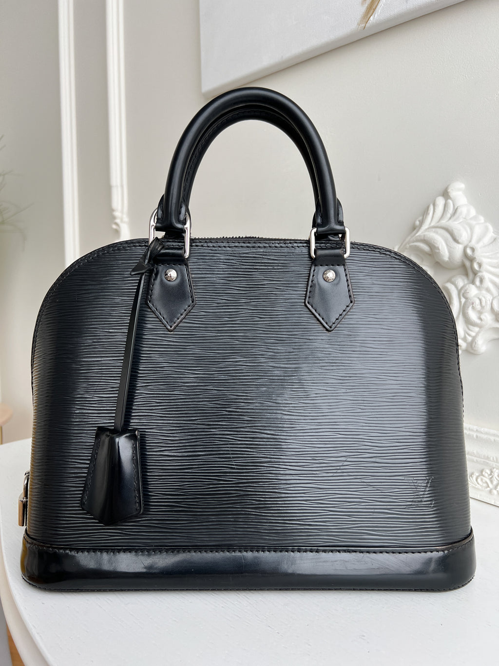 Authentic LV Alma pm epi black handbag
