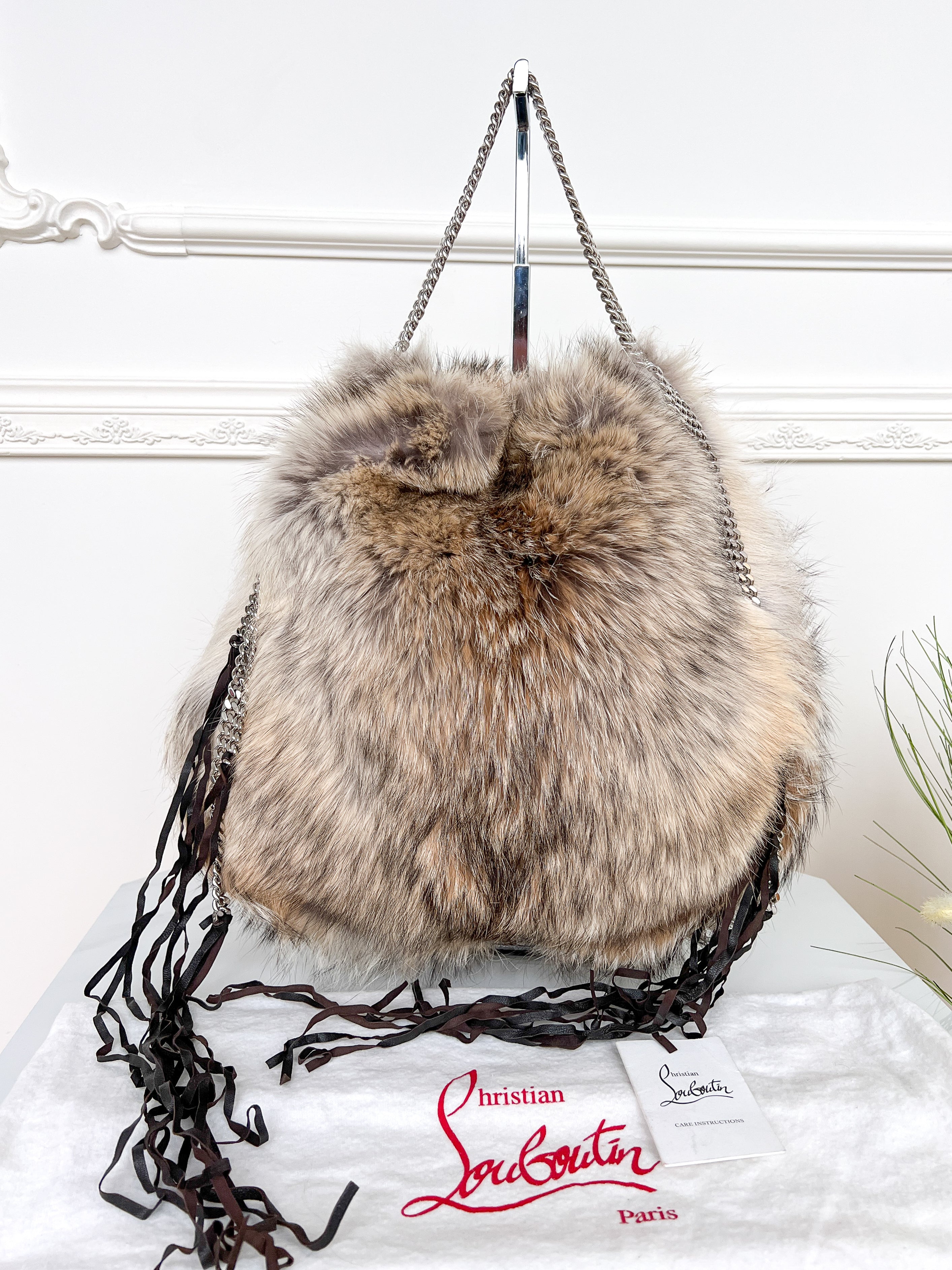 Authentic Christian Louboutin Marianna medium rider coyote fur chains shoulder handbag