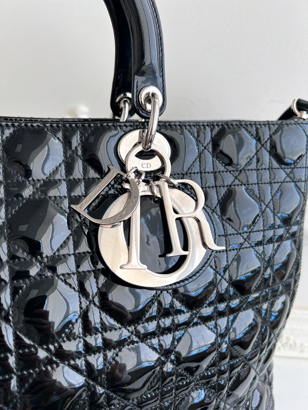 Christian  Dior Cannage Petent XL Calfskin Shopper black with keychain