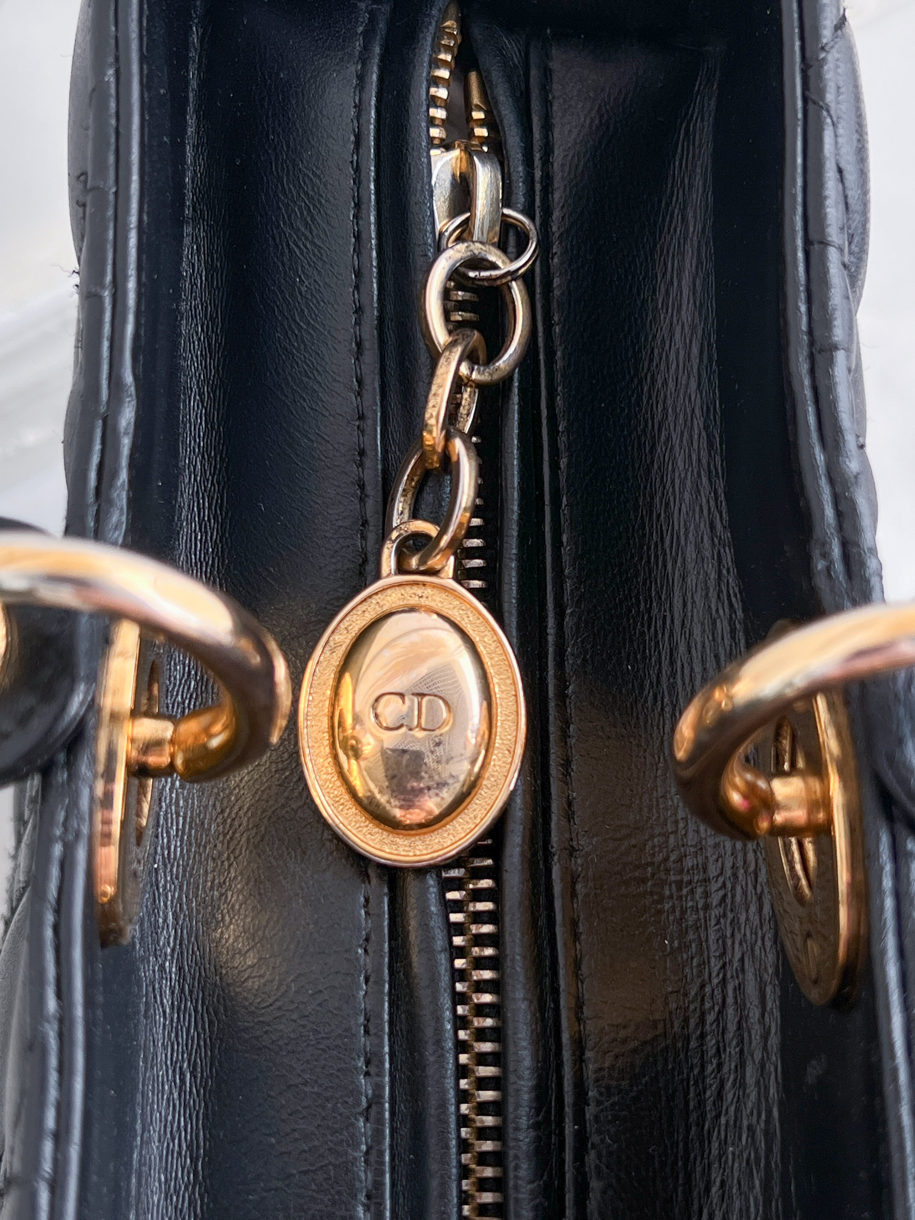 Christian  Dior Lady Dior Black Leather Cannage MA-1001