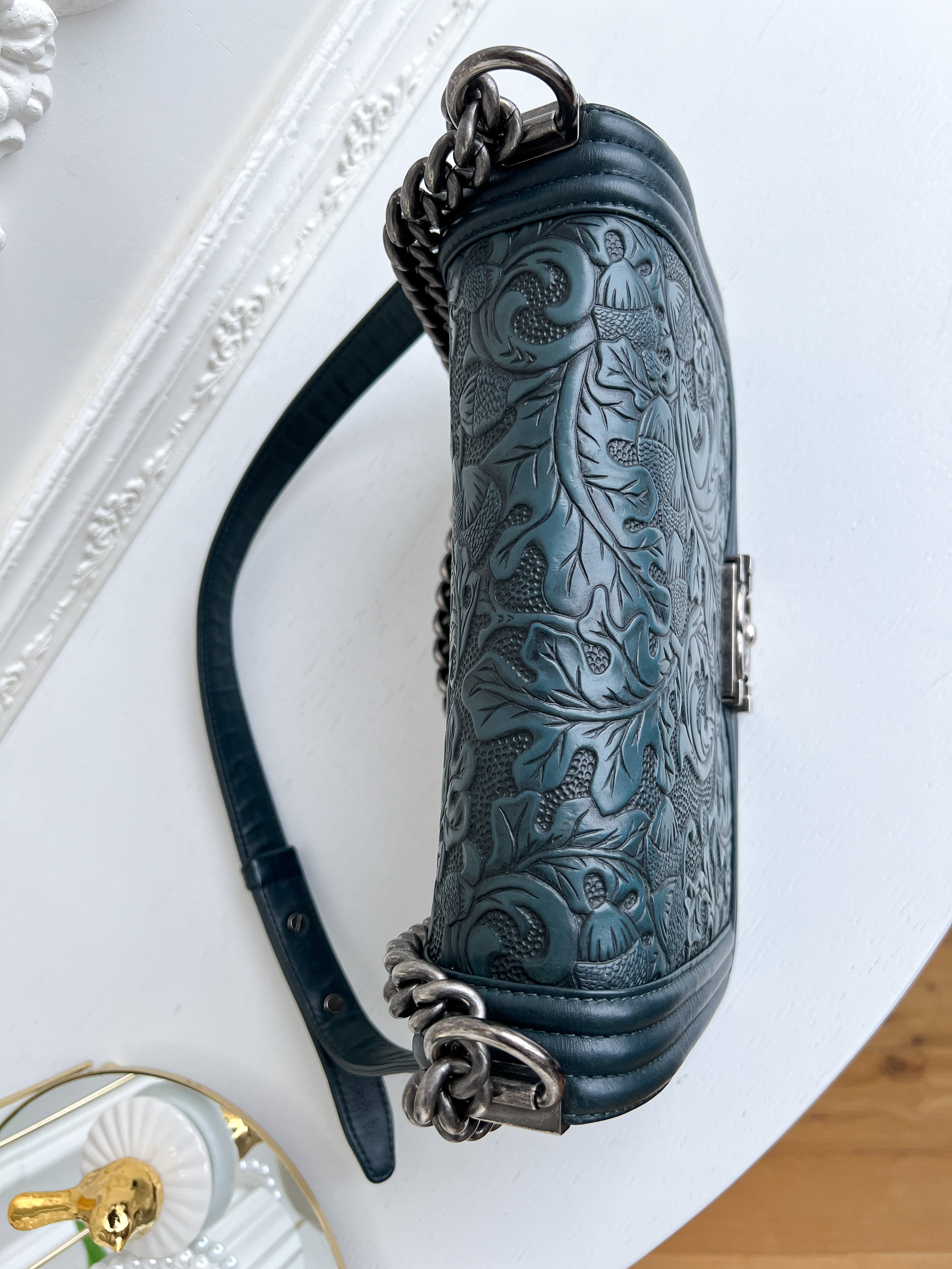 Authentic Chanel old Boy Cordoba Rare Leather dark blue crossbody bag