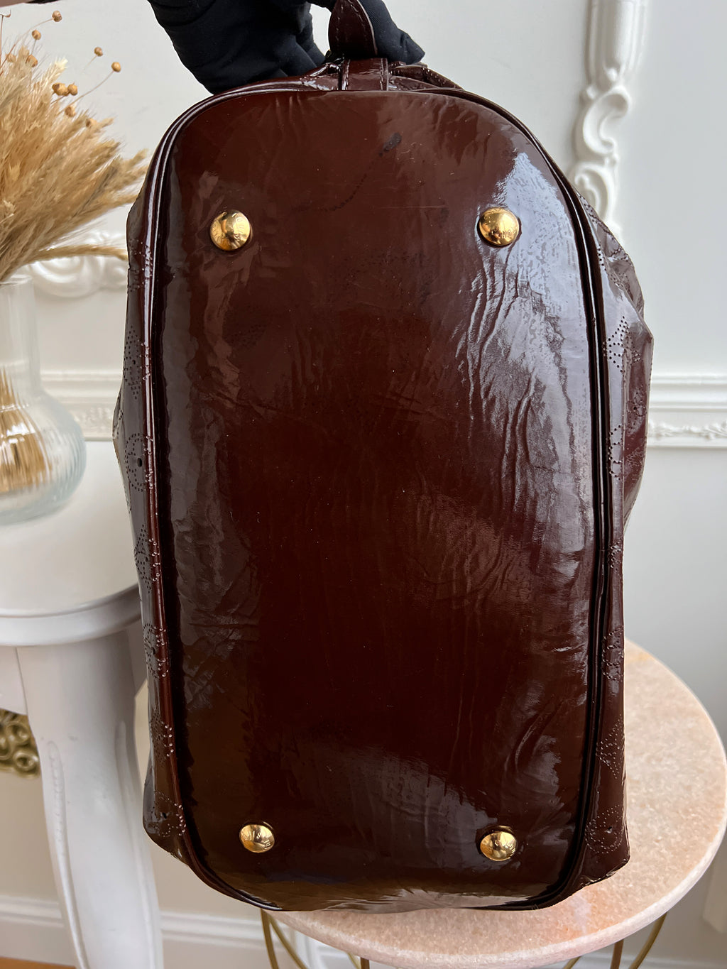 Louis Vuitton Mahina L Patent Surya Shoulder Brown Bag