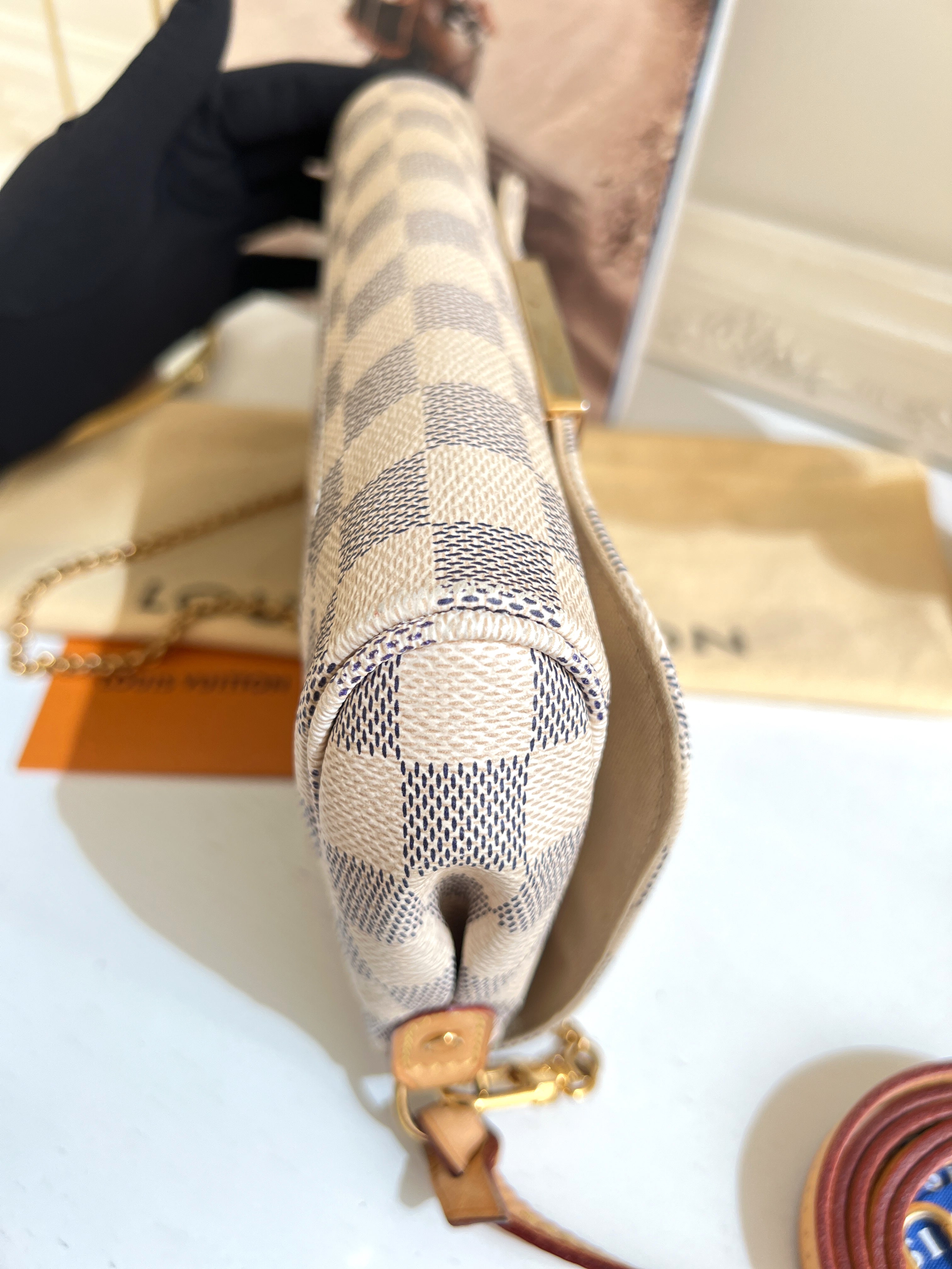 Louis Vuitton Favorite PM Azue Damier Crossbody Clutch Bag