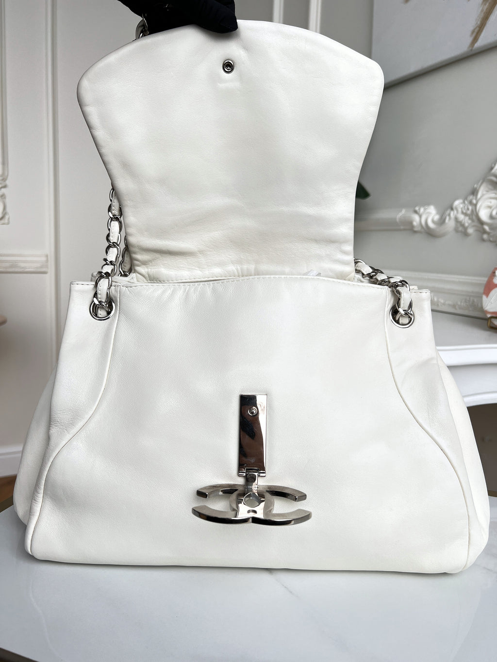 Chanel Sensual Accordion Flap Leather Lambskin CC Chain Crossbody Bag