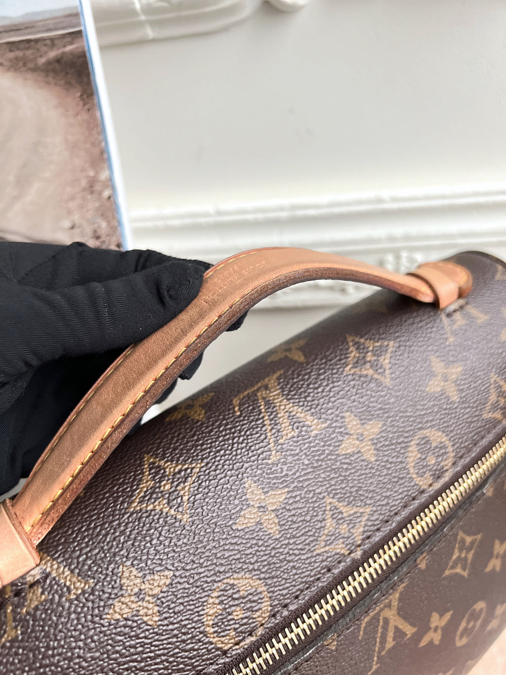 Louis Vuitton Metis Crossbody Monogram Pochette Bag