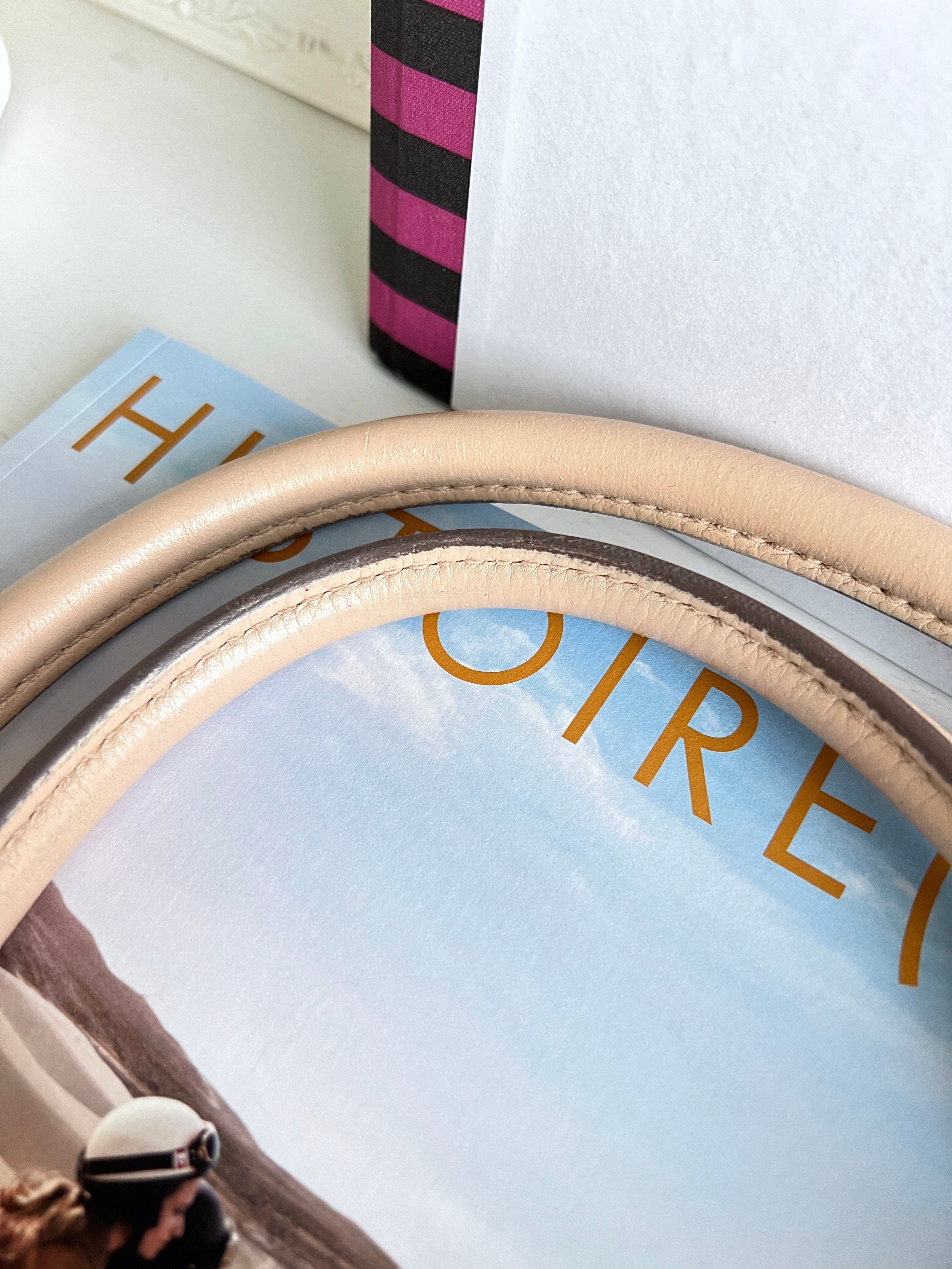 Louis Vuitton Mahina L Leather Beige Monogram Hobo Shoulder