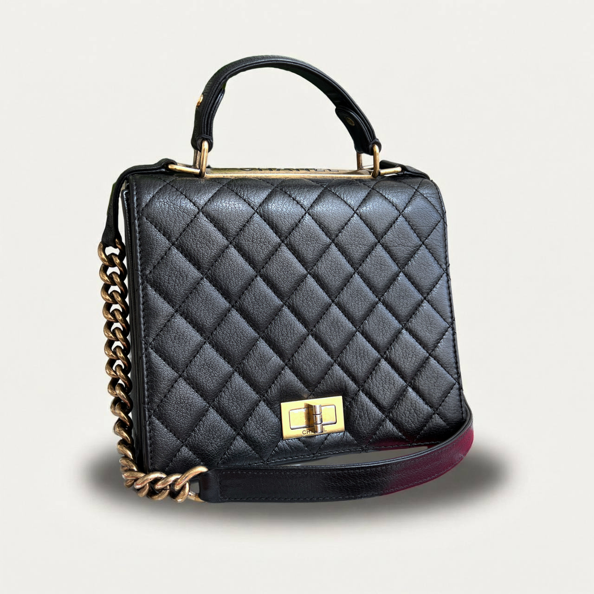 Aged Leather 2.55 Matelasse Chain Shoulder Bag Black