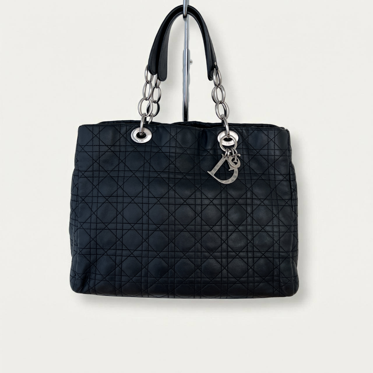 Sac cabas argenté Christian Dior Canage en cuir matelassé noir