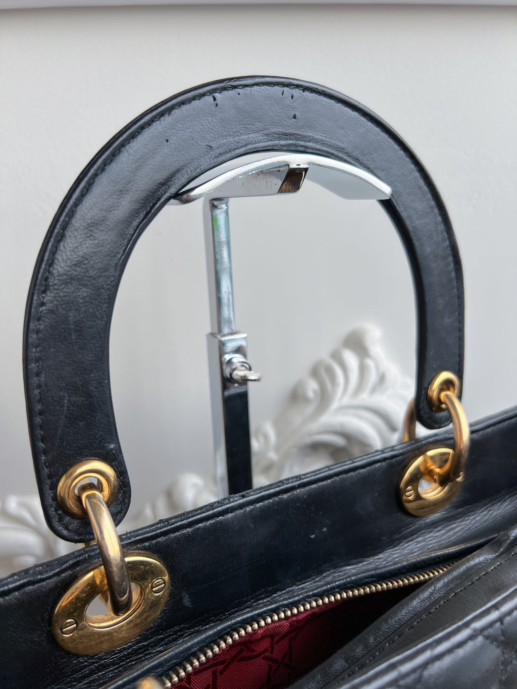 Christian  Dior Lady Dior Black Leather Cannage MA-1001