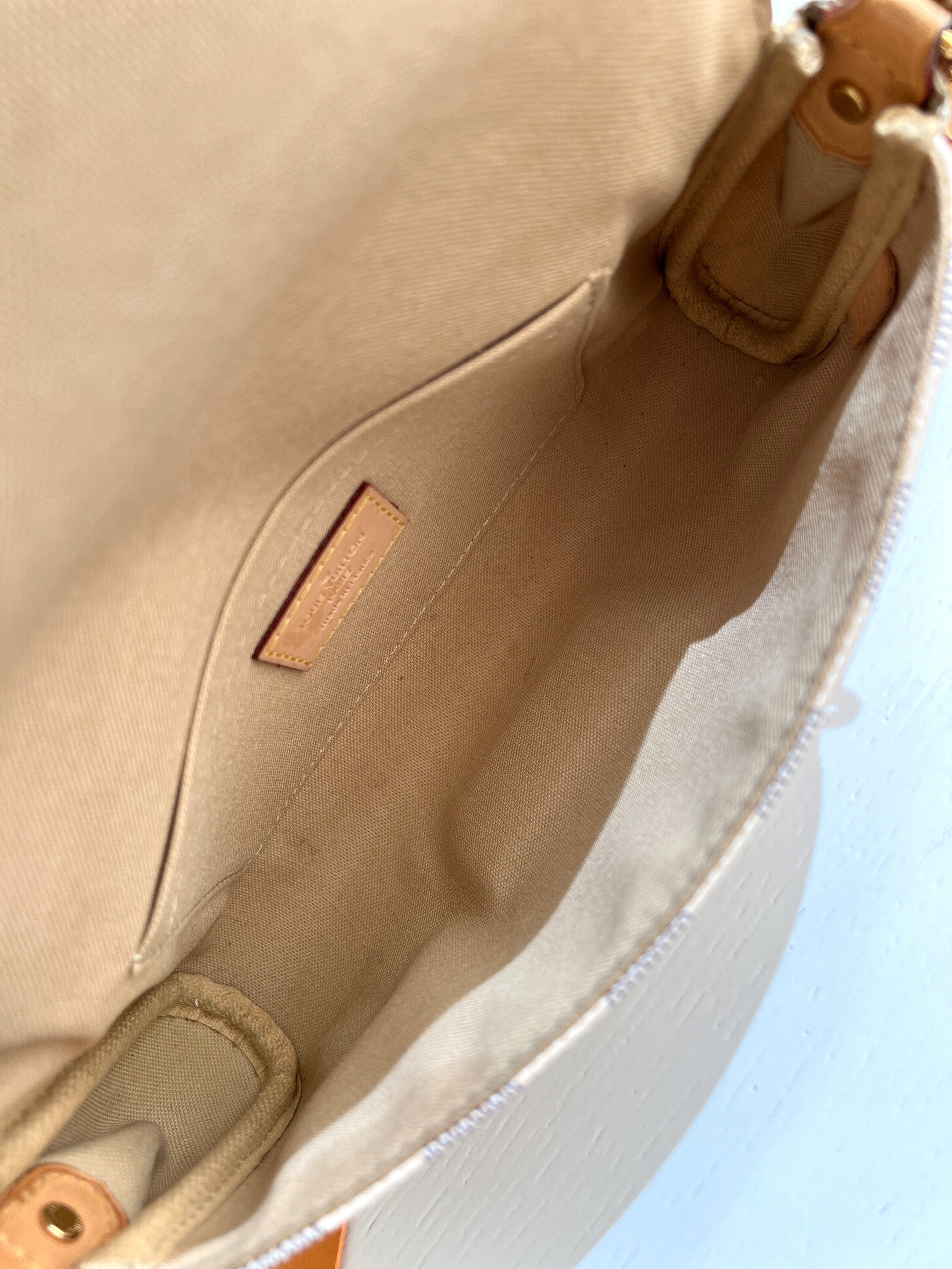 Louis Vuitton Favorite PM Azue Damier Crossbody Clutch Bag