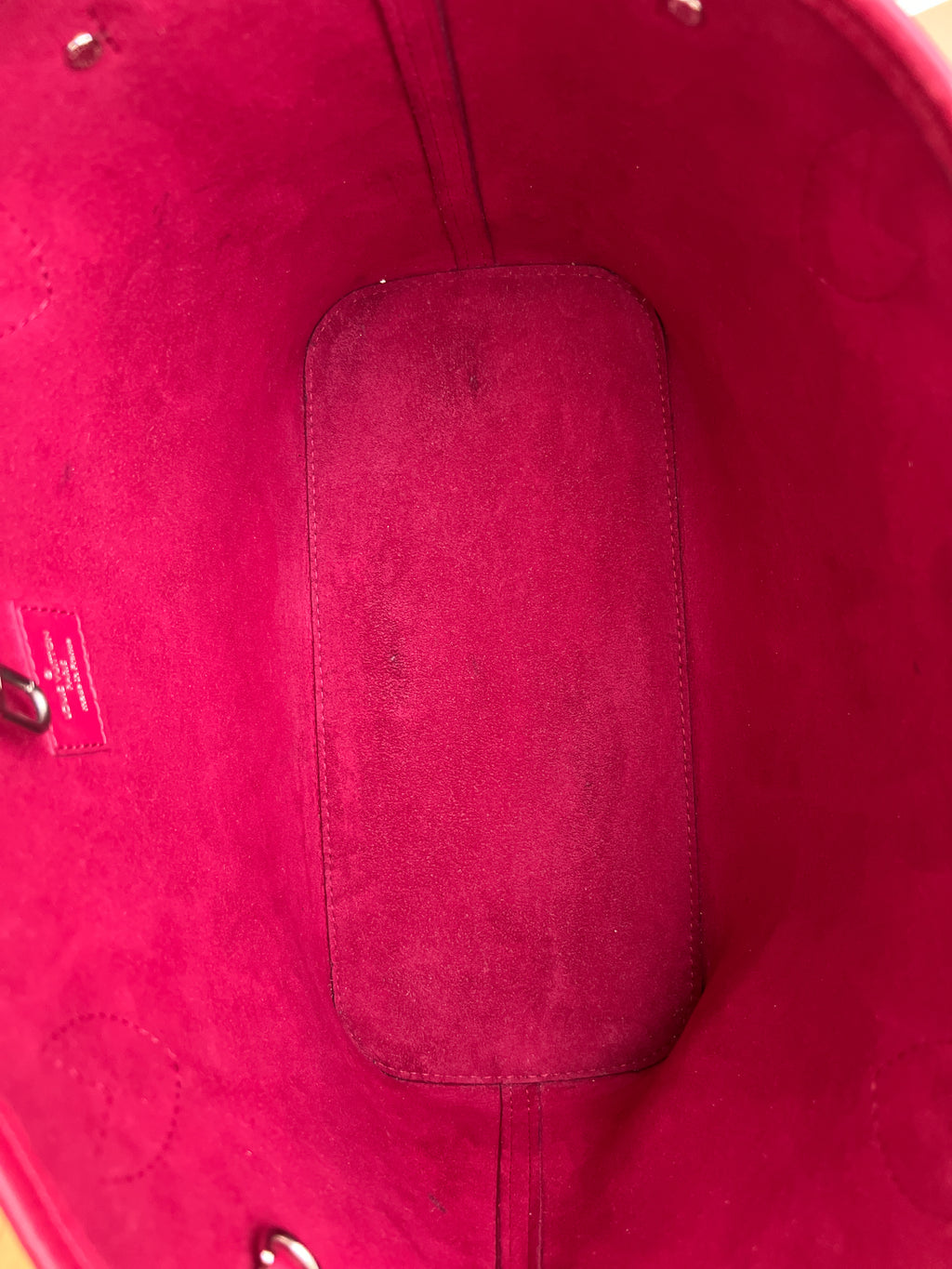 Louis Vuitton Neverfull PM Epi Leather Tote Fuchsia Bag