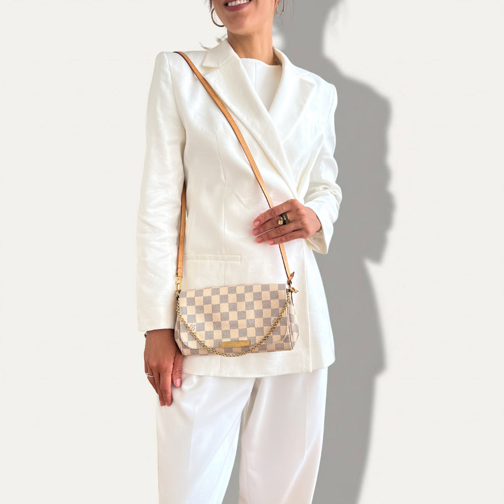Louis Vuitton Favorite PM Azue Damier Crossbody Clutch Bag