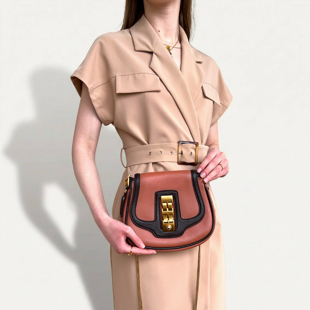 Louis Vuitton Art Déco Trapezio Crossbody Vieux Rose Sac en cuir