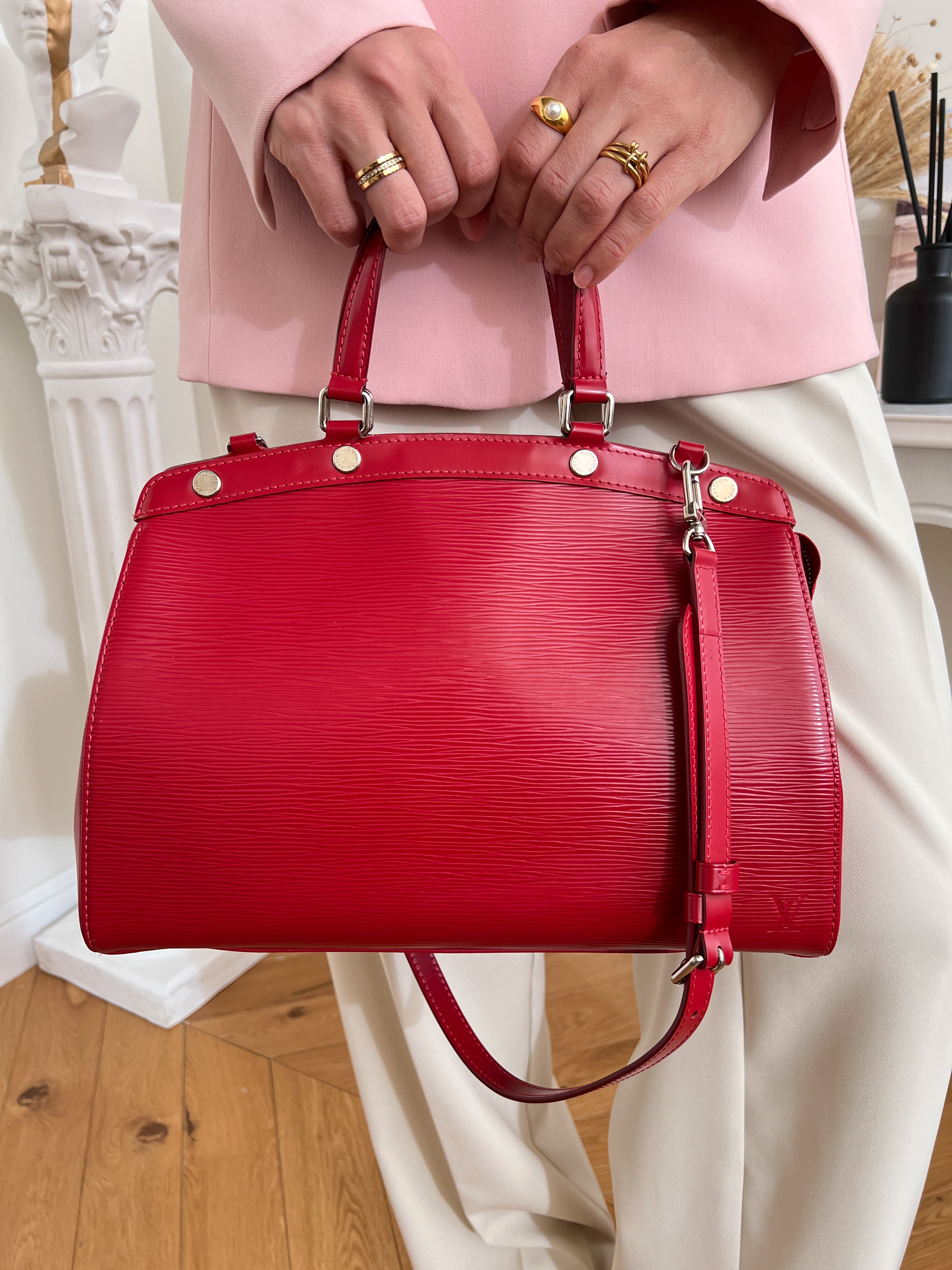 Louis Vuitton Brea Epi Leather Fuchsia Satchel MM Bag