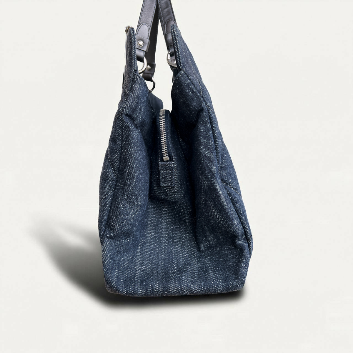 Chanel denim timeless CC Soft Zip Tote Quilted bag Taschen Blue