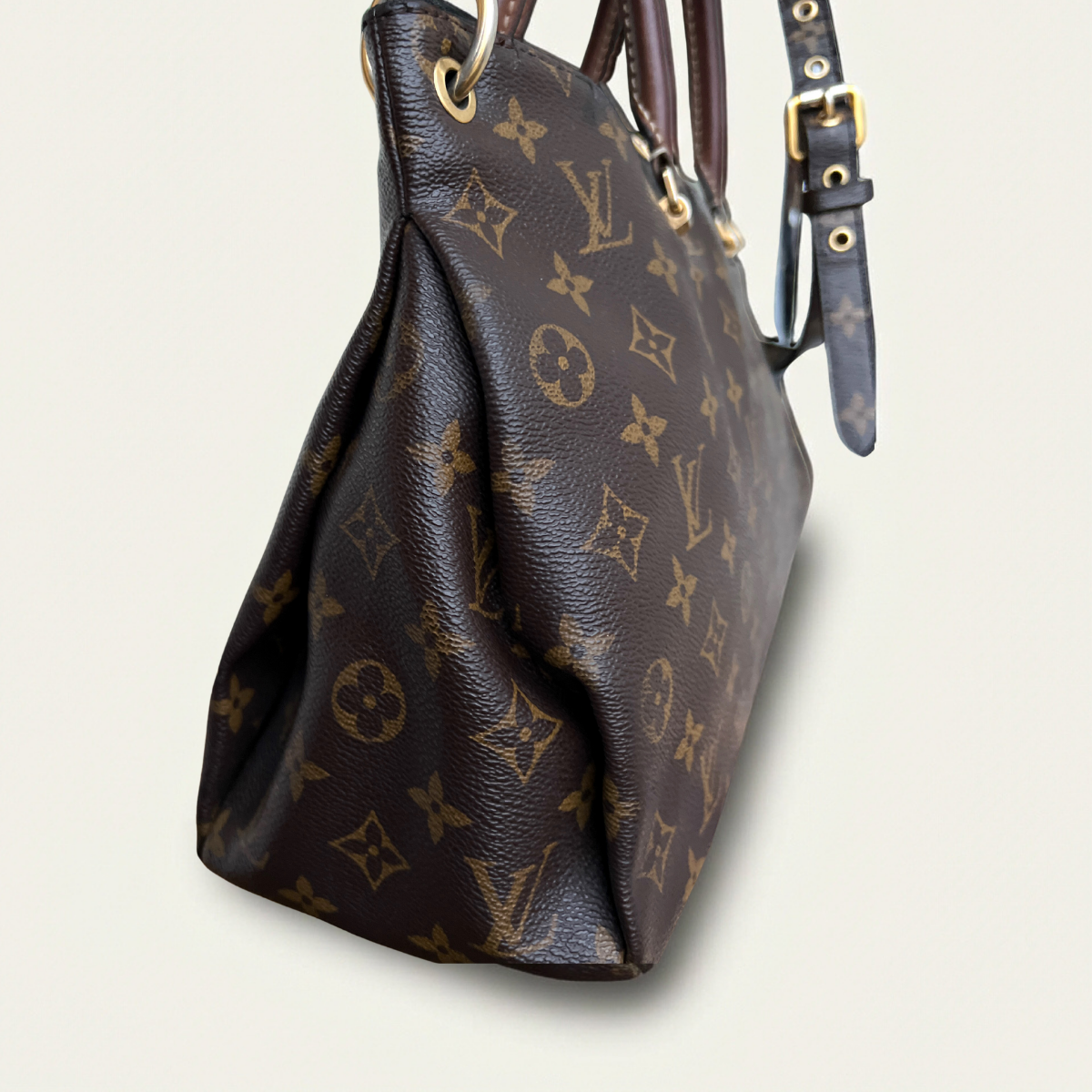 Louis Vuitton Pallas MM Monogram Shoulder Handbag