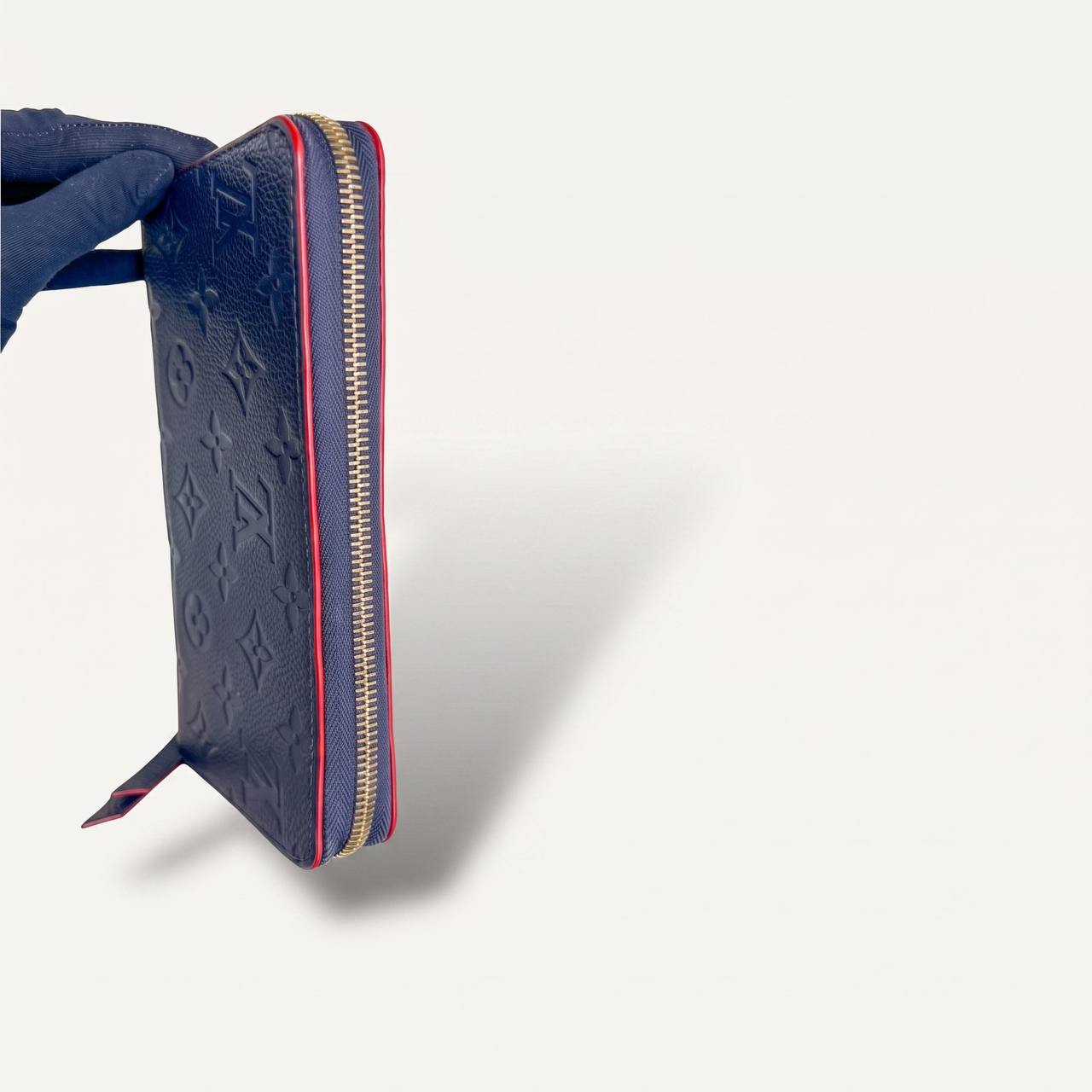 LV wallet empreinte dark blue with red