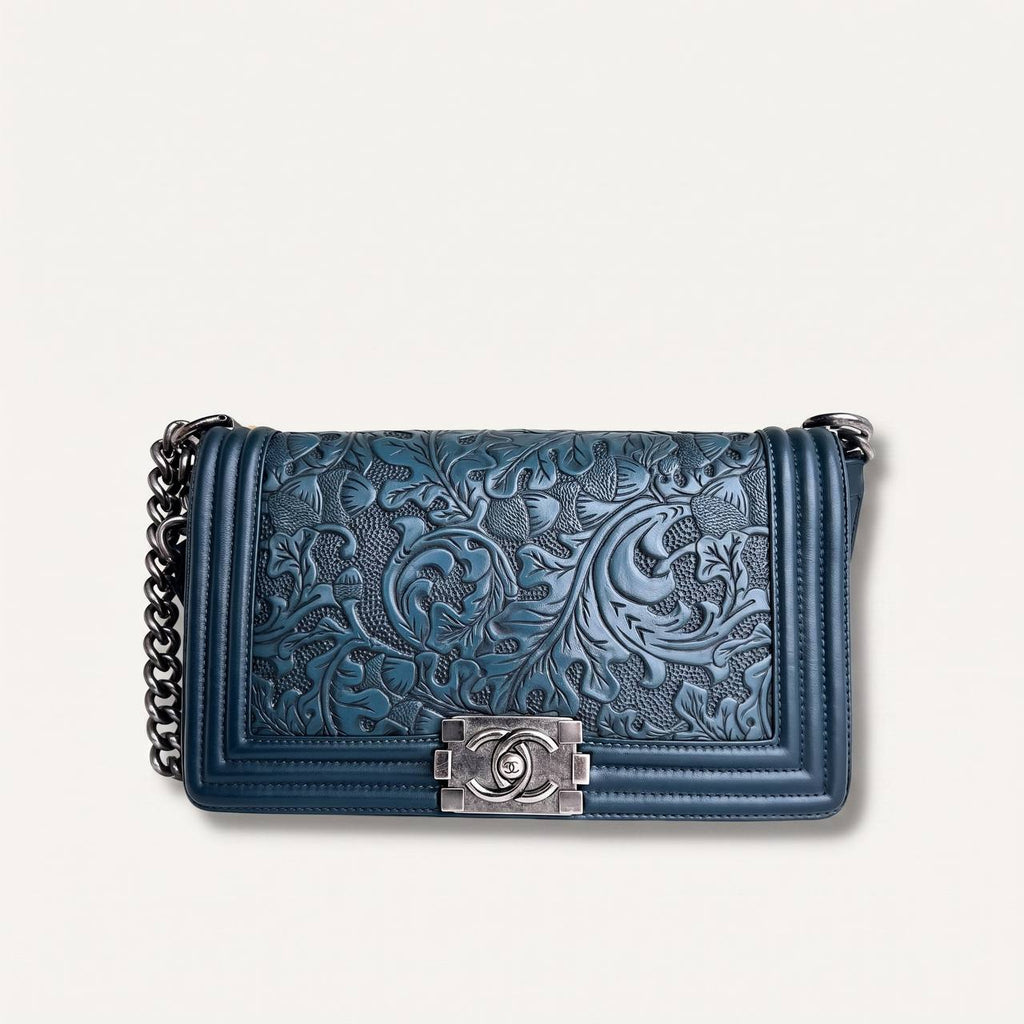 Authentic Chanel old Boy Cordoba Rare Leather dark blue crossbody bag