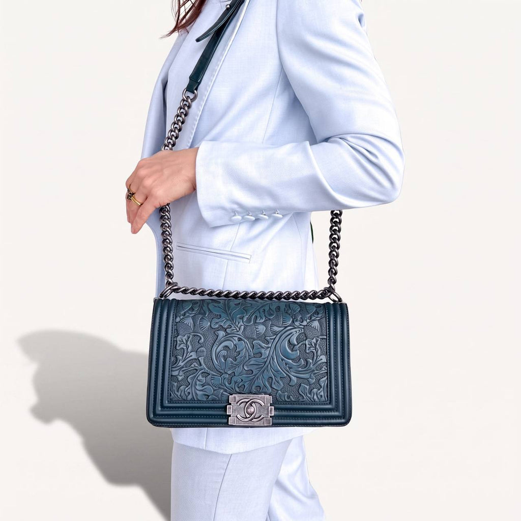 Authentic Chanel old Boy Cordoba Rare Leather dark blue crossbody bag