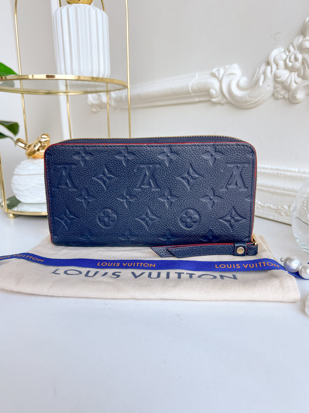 LV wallet empreinte dark blue with red