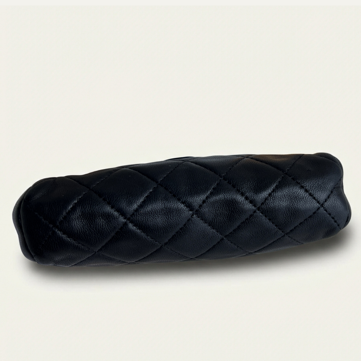 Portefeuille Chanel en cuir noir