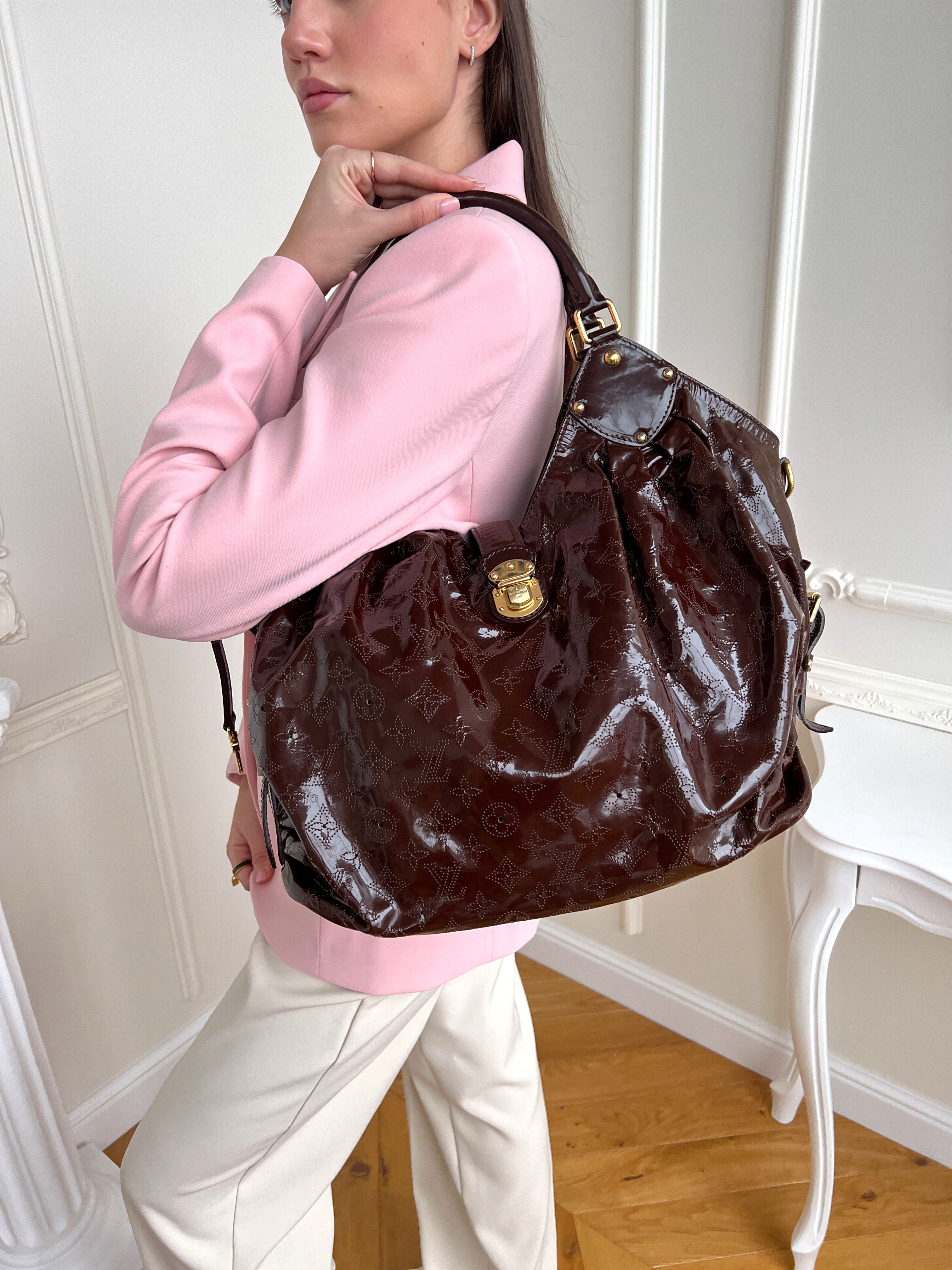 Louis Vuitton Mahina L Patent Surya Shoulder Brown Bag