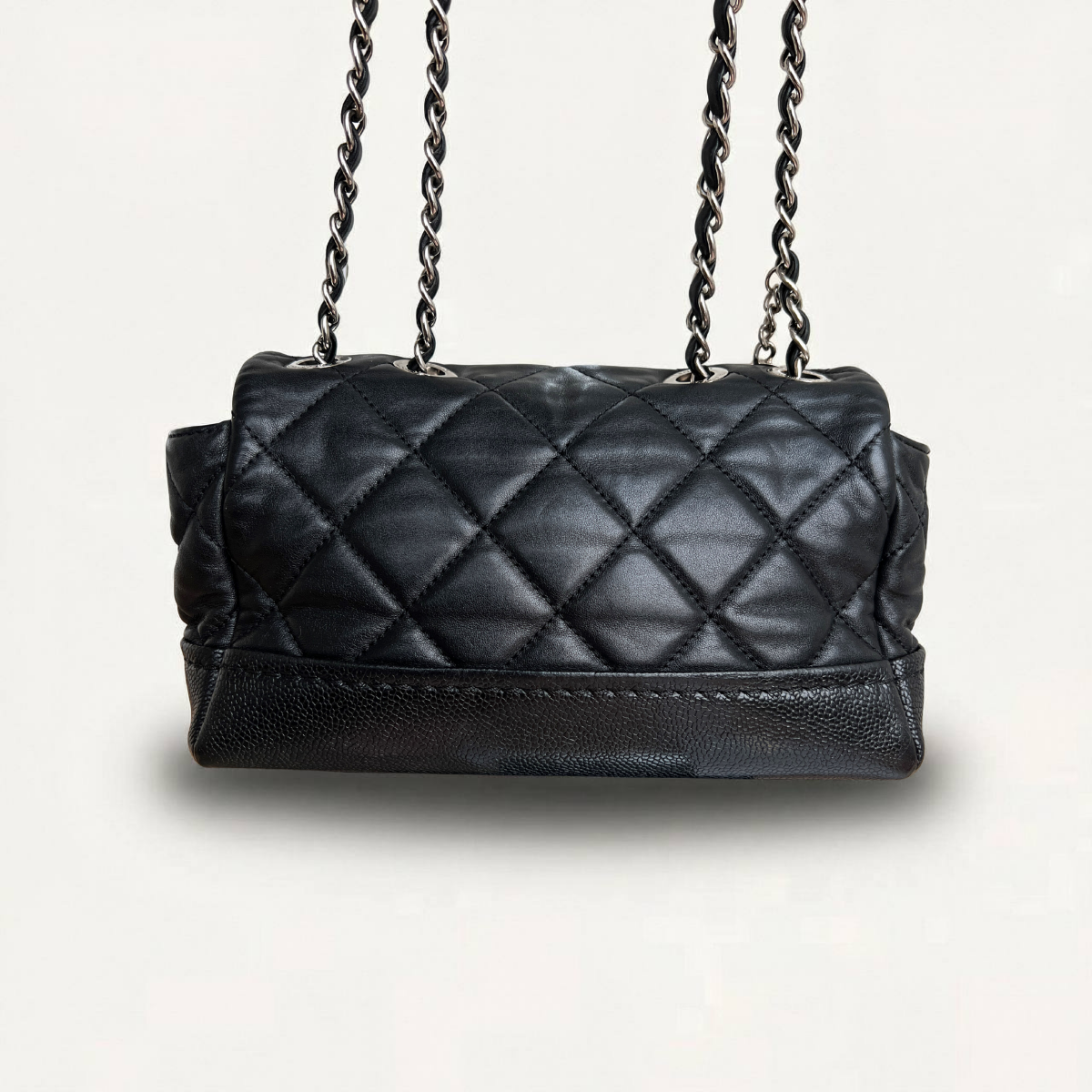 Chanel Caviar Lambskin Bi Coco Crossbody Flap Black Tassen Bag