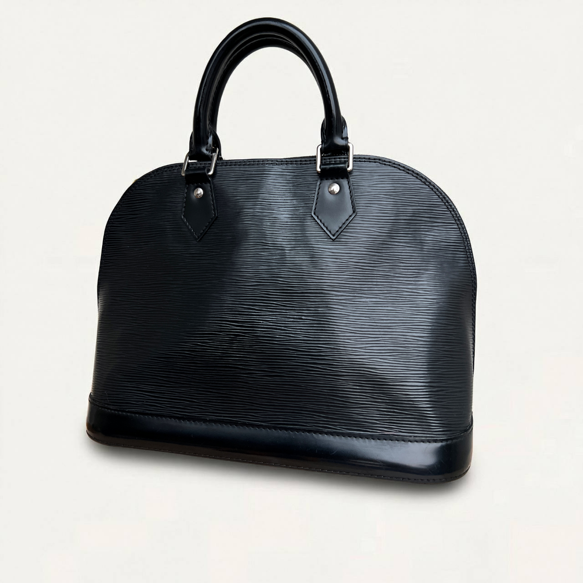 Louis Vuitton Alma Epi Black PM Handbag **4100