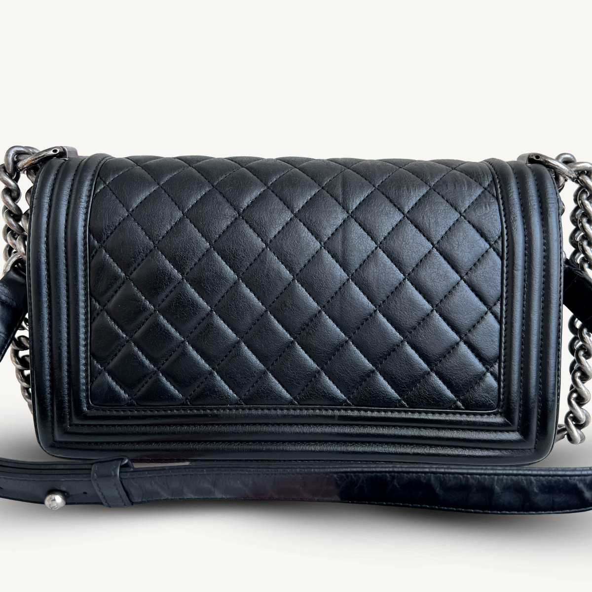 Chanel Old Boy Calfskin Black leather Crossbody Rutinium