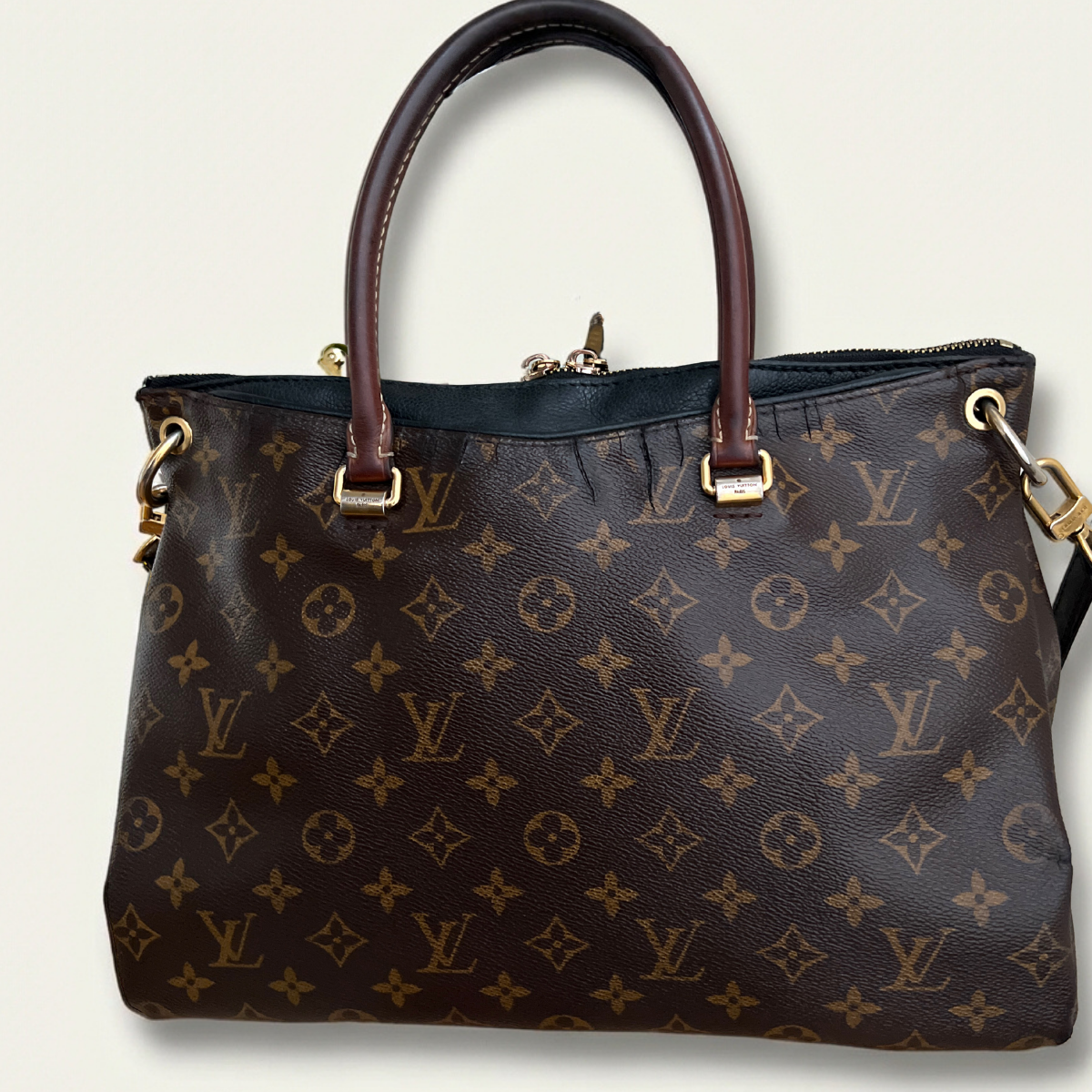 Louis Vuitton Pallas MM Monogram Shoulder Handbag