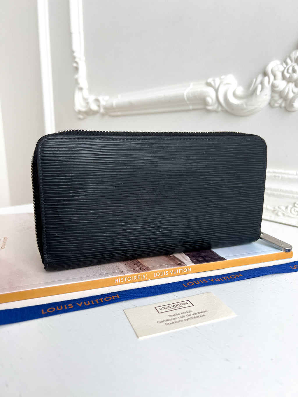 Authentic LV wallet long epi black zipper