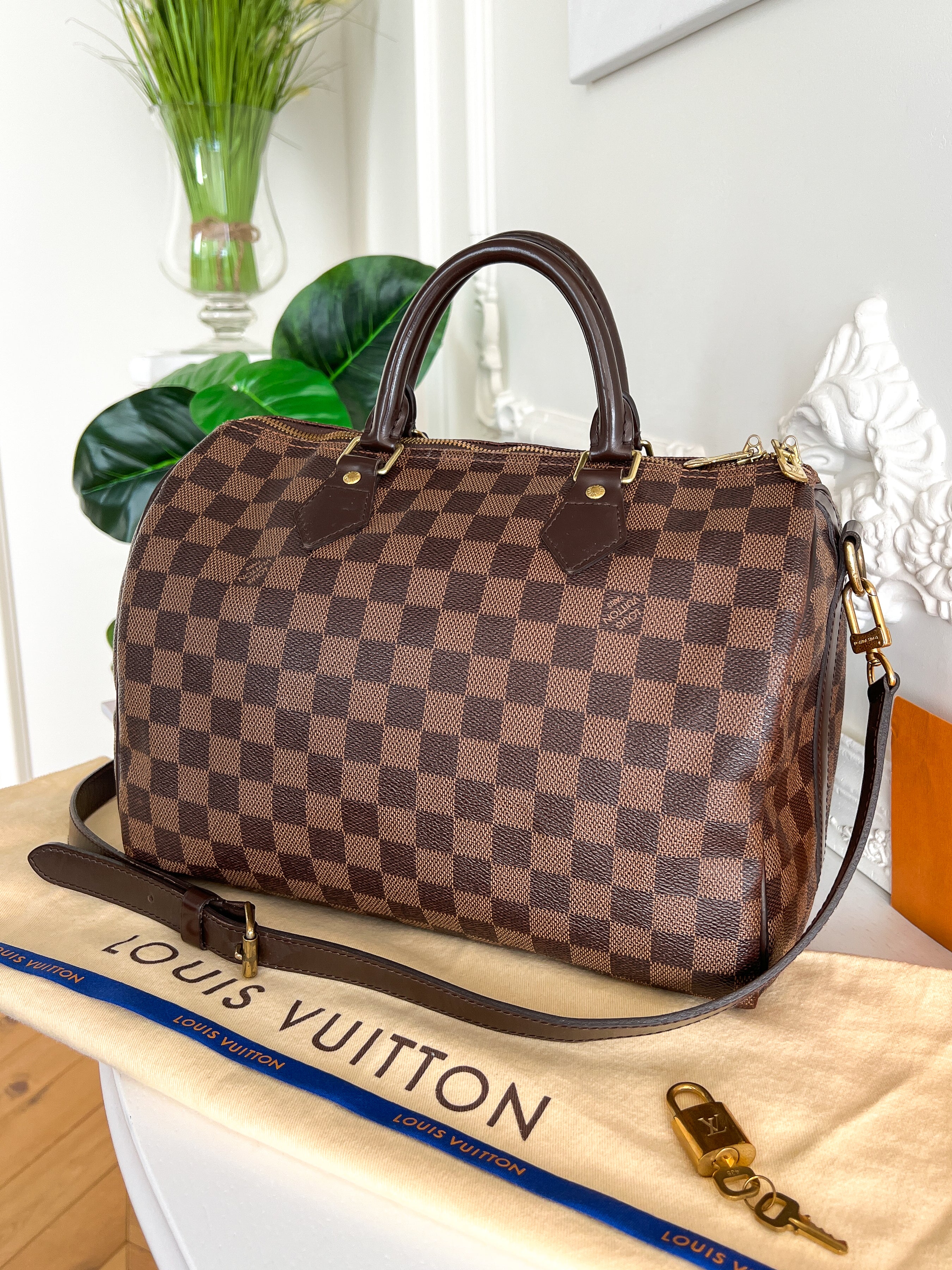 Authentic Louis Vuitton Speedy 30 damier ebene bandouliere crossbody satchel bag