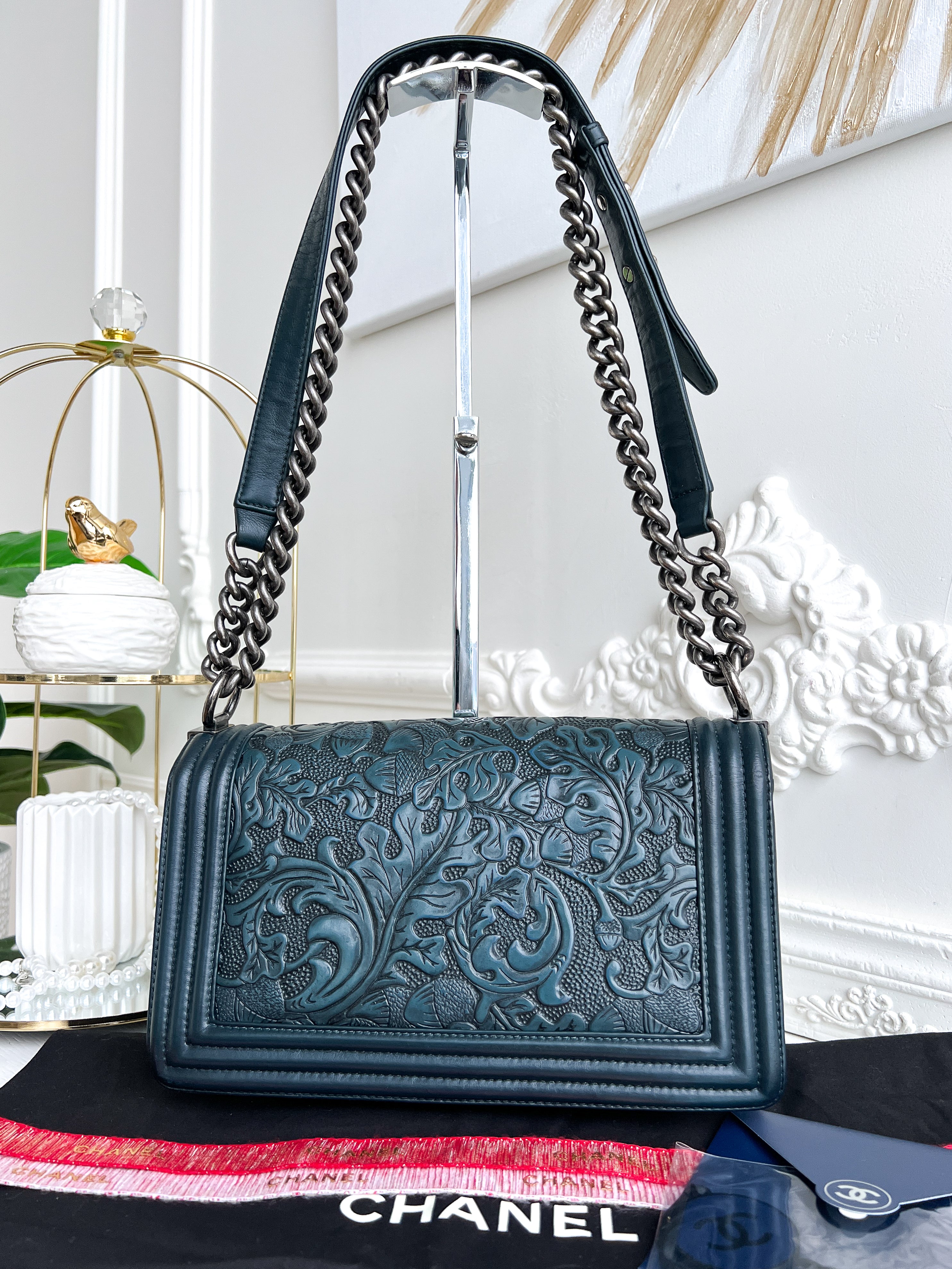 Authentic Chanel old Boy Cordoba Rare Leather dark blue crossbody bag
